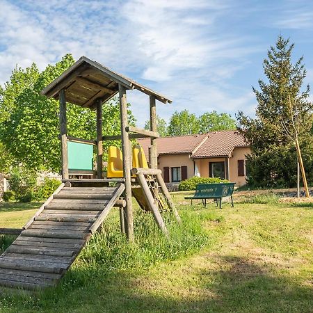 Villages De Gites Le Pigeonnier Le Malzieu-Ville Экстерьер фото