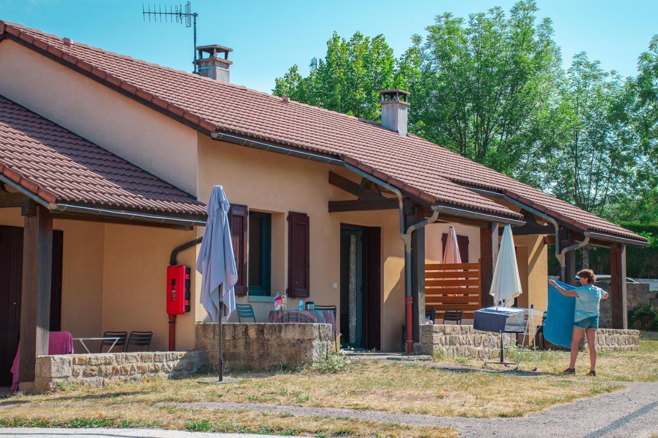 Villages De Gites Le Pigeonnier Le Malzieu-Ville Экстерьер фото